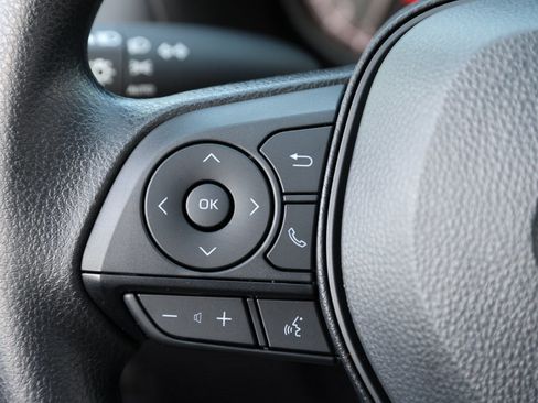 Certified 2025 Toyota RAV4 XLE image 18