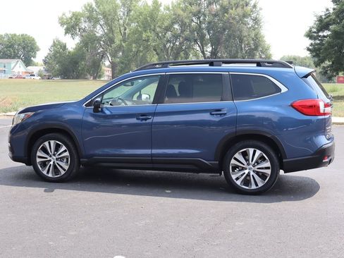 Used 2021 Subaru Ascent Premium w/ Sport Package AWD/4WD image 8