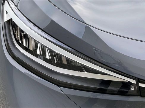 Certified 2023 Volkswagen ID.4 Pro image 26