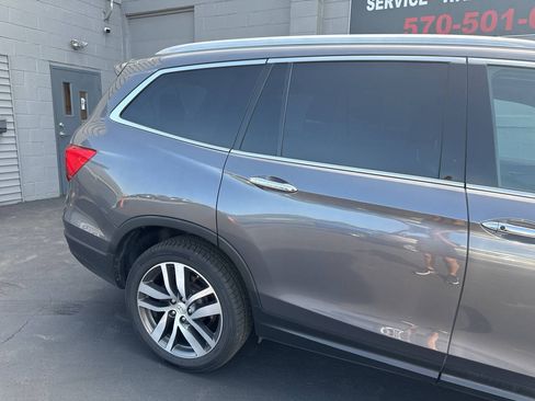 Used 2016 Honda Pilot Elite image 10