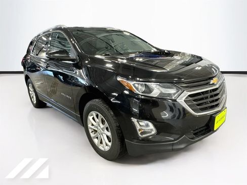 Used 2018 Chevrolet Equinox LT w/ Sun & Infotainment Package AWD/4WD image 3