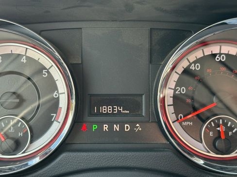 Used 2017 Dodge Grand Caravan SE image 25