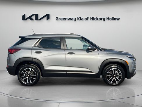 Used 2025 Chevrolet TrailBlazer LT image 8