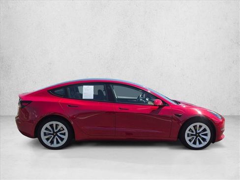 Used 2022 Tesla Model 3 Long Range AWD/4WD image 4