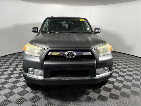 Used 2013 Toyota 4Runner Limited AWD/4WD image 2