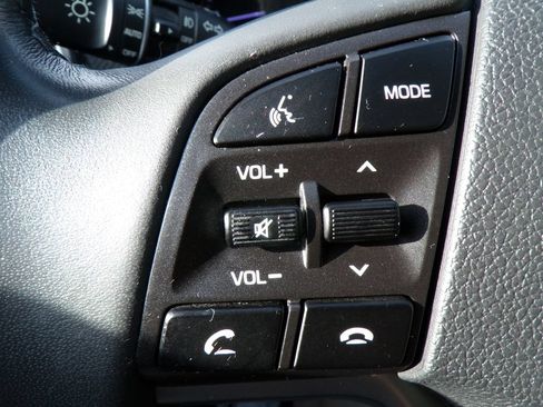 Used 2020 Hyundai Tucson Sport FWD image 31