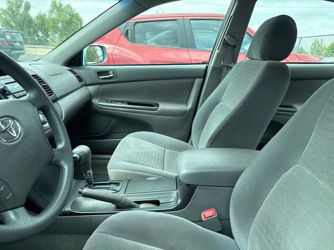 Used 2006 Toyota Camry SE FWD image 2