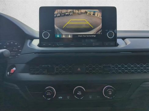 Used 2025 Honda Accord LX image 18