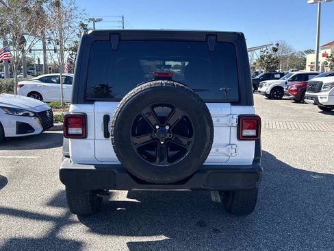 Used 2021 Jeep Wrangler Unlimited Sport AWD/4WD image 6