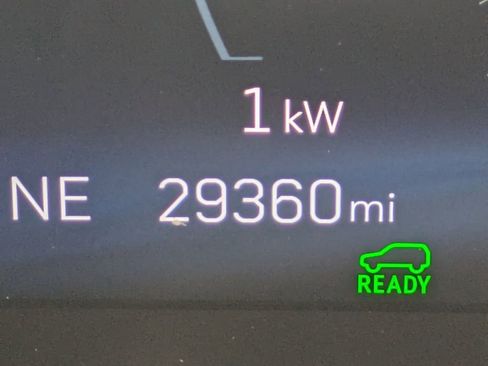 Certified 2024 Cadillac Lyriq Tech w/ Driver Assist Package image 33