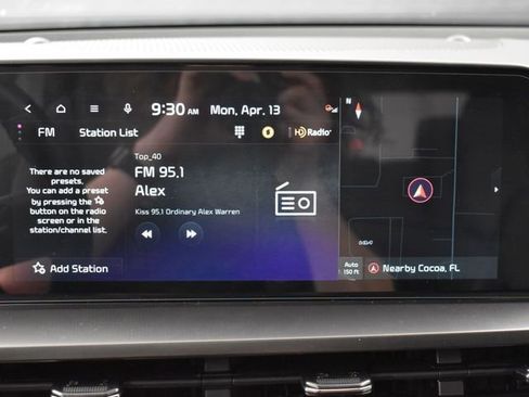 Certified 2025 Kia Telluride S image 19