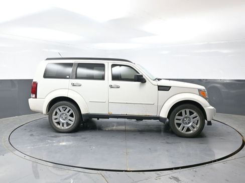 Used 2008 Dodge Nitro SLT w/ Sun & Wheels Group AWD/4WD image 2