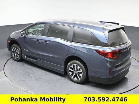 Used 2026 Honda Odyssey EX-L image 18