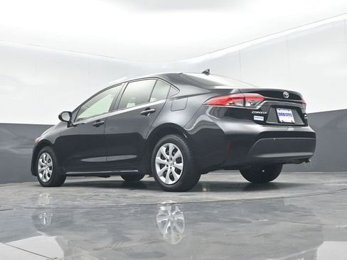 Used 2024 Toyota Corolla LE image 45