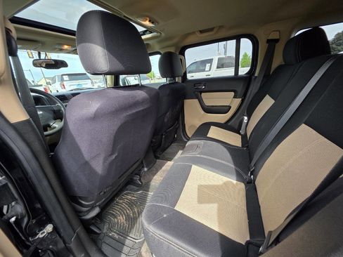 Used 2009 HUMMER H3 AWD/4WD image 13