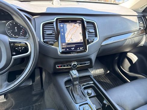Used 2018 Volvo XC90 T6 Momentum w/ Convenience Package AWD/4WD image 22