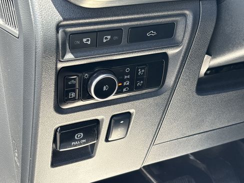 Used 2023 Ford F150 Lariat w/ Equipment Group 502A High AWD/4WD image 28