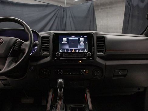 Used 2024 Nissan Frontier PRO-4X w/ Off-Road Protection Package image 23