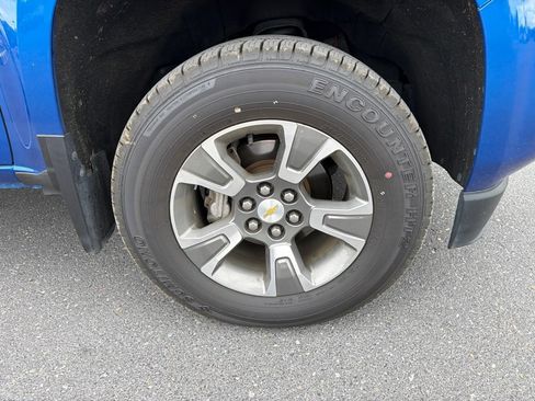 Used 2018 Chevrolet Colorado Z71 AWD/4WD image 12