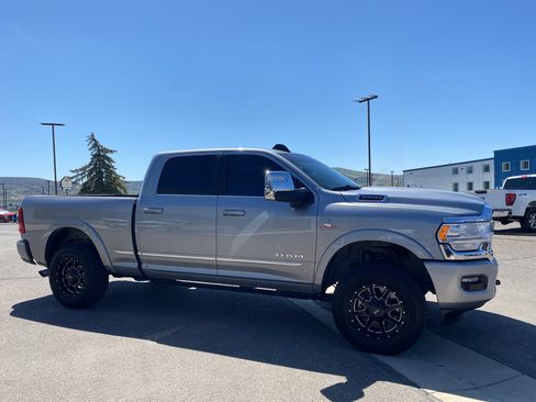 Used 2023 RAM 2500 Limited image 16