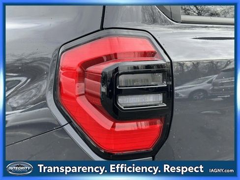 Used 2025 Toyota 4Runner TRD Off-Road image 12