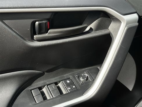 Used 2024 Toyota RAV4 LE image 21