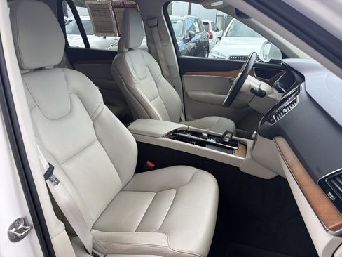 Used 2022 Volvo XC90 T8 Inscription Expression AWD/4WD image 35