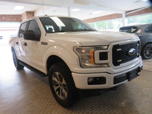 Used 2019 Ford F150 XL w/ Equipment Group 101A Mid AWD/4WD image 3