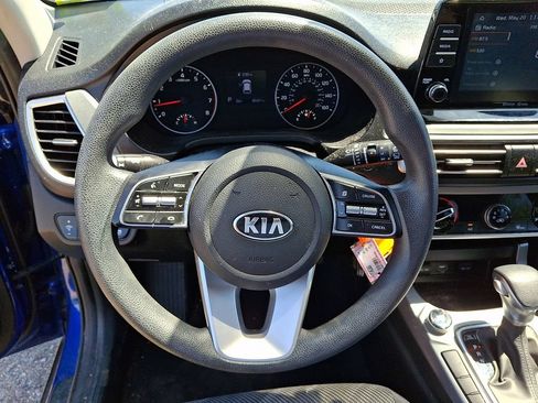 Used 2021 Kia Seltos LX AWD/4WD image 19