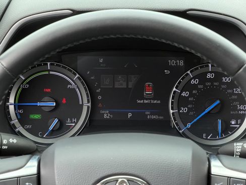 Used 2020 Toyota Highlander XLE FWD image 17