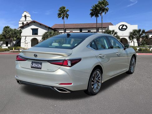 Used 2024 Lexus ES 350 Ultra Luxury w/ Accessory Package (Z2) FWD image 2