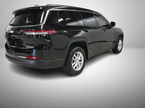 Used 2025 Jeep Grand Cherokee L Laredo w/ Trailer Tow Package image 4