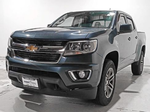 Used 2019 Chevrolet Colorado LT w/ LT Convenience Package AWD/4WD image 3