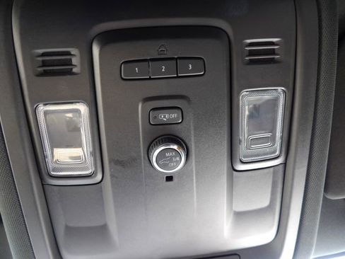Used 2024 Chevrolet Tahoe LT AWD/4WD image 38