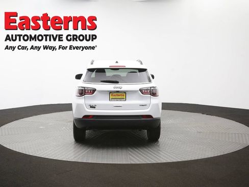 Used 2024 Jeep Compass Latitude AWD/4WD image 35