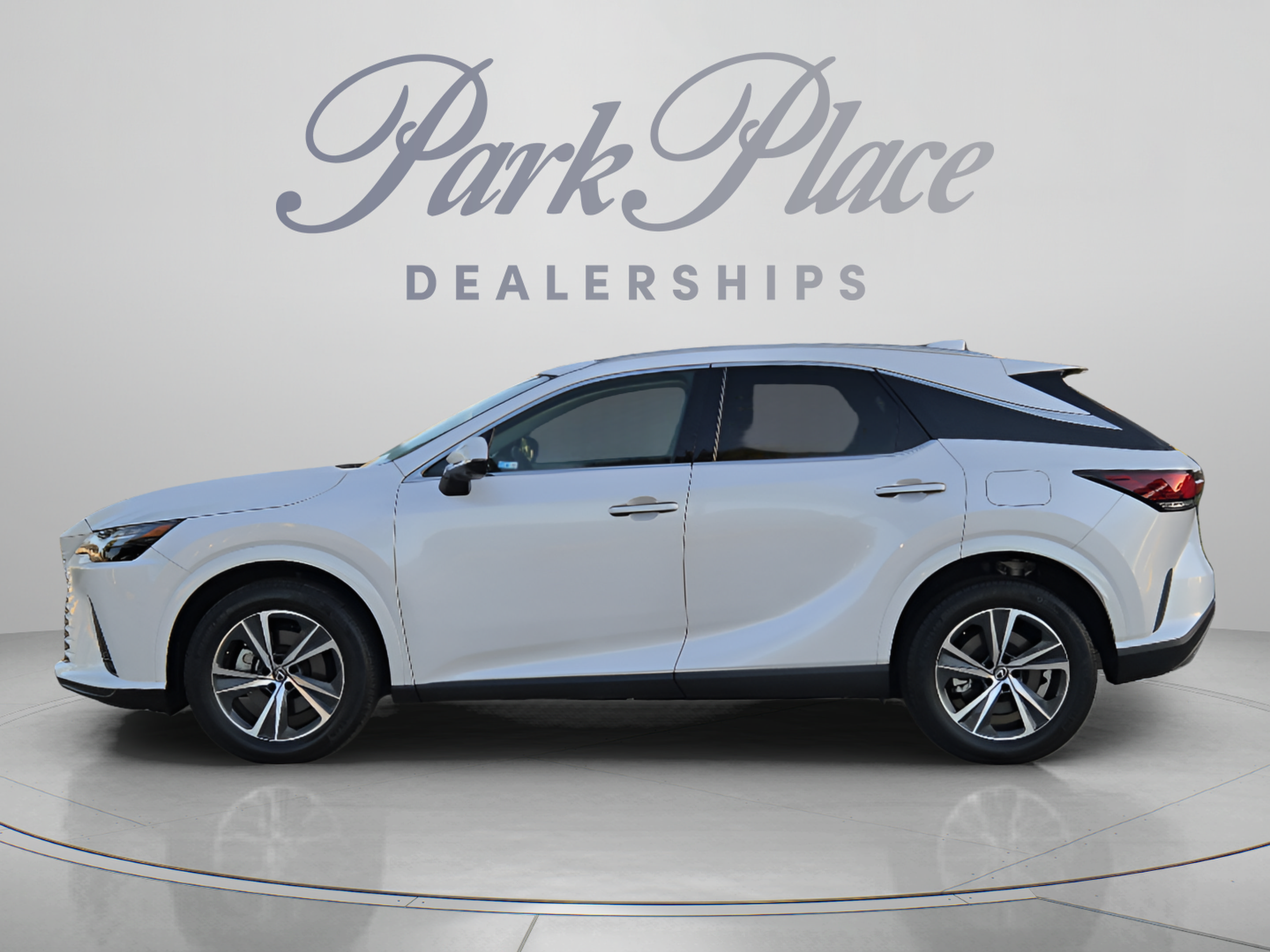 Used 2023 Lexus RX 350 Premium w/ Cold Area Package FWD image 2