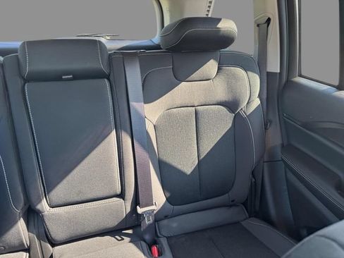 Used 2023 Jeep Grand Cherokee Laredo w/ Luxury Tech Group I AWD/4WD image 18