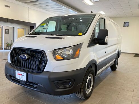 New 2025 Ford Transit 250 Low Roof RWD image 4