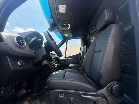 New 2025 Mercedes-Benz Sprinter 2500 image 16
