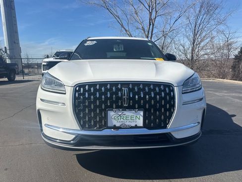 Used 2023 Lincoln Corsair Reserve w/ Equipment Group 201A image 6