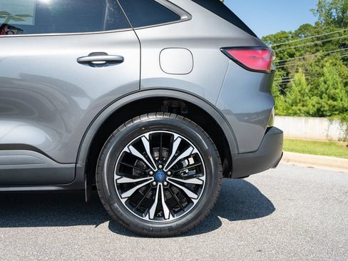 Used 2022 Ford Escape SEL w/ SEL Stealth AWD Package image 6