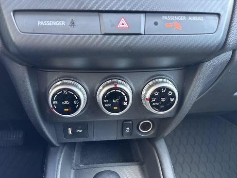 Used 2024 Mitsubishi Outlander Sport LE AWD/4WD image 16