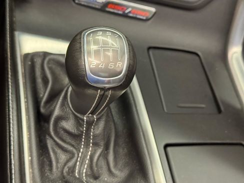 Used 2019 Chevrolet Corvette Z06 RWD image 17