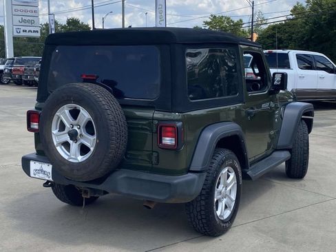 Used 2022 Jeep Wrangler Sport AWD/4WD image 42