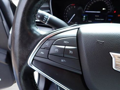 Used 2019 Cadillac XT5 Premium Luxury AWD/4WD image 19