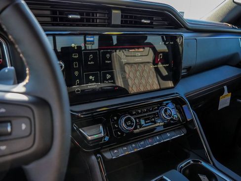 New 2026 GMC Sierra 1500 AT4 w/ AT4 Premium Package AWD/4WD image 63