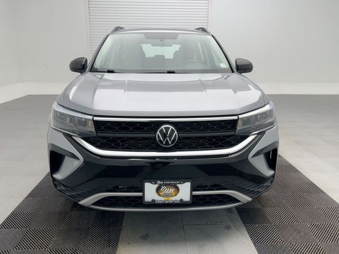 Used 2022 Volkswagen Taos S image 6