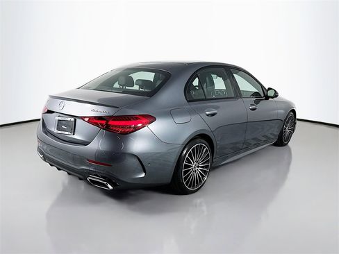 Used 2025 Mercedes-Benz C 300 4MATIC Sedan image 9