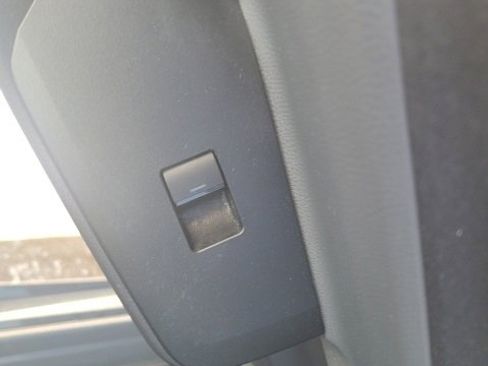 Used 2023 Toyota Prius LE image 15