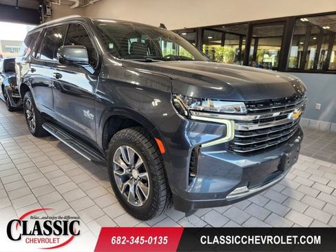 Used 2021 Chevrolet Tahoe LT w/ LT Signature Package RWD image 1
